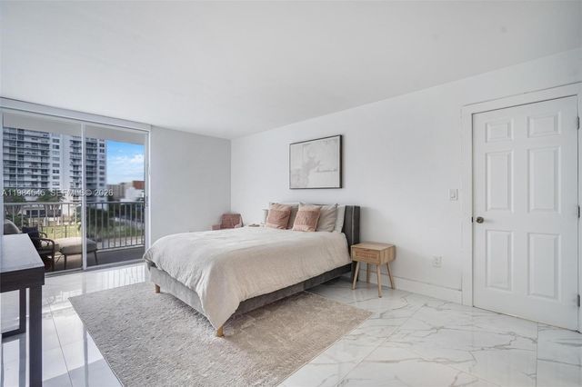 2851 NE 183rd St 404E, Aventura, FL 33160