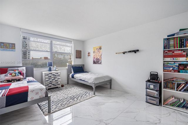 2851 NE 183rd St 404E, Aventura, FL 33160