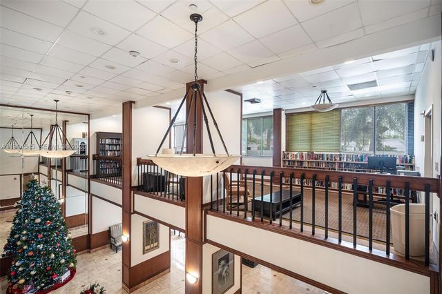 2851 NE 183rd St 404E, Aventura, FL 33160