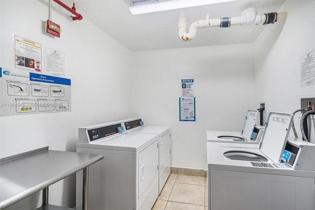 2851 NE 183rd St 404E, Aventura, FL 33160