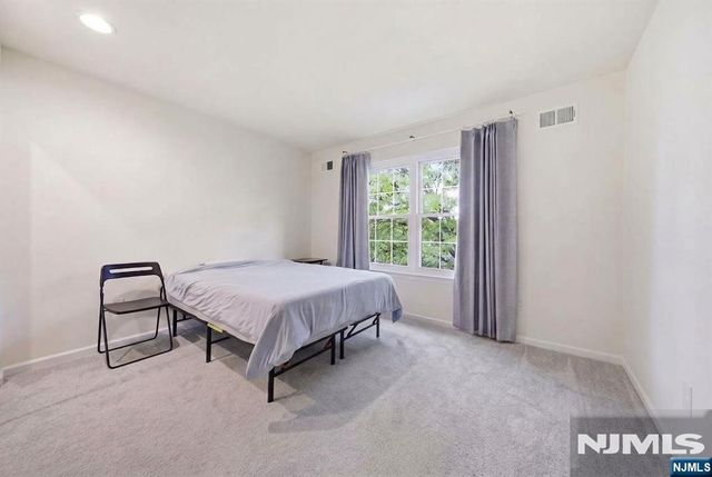 271 Village Circle Drive, Fort Lee, NJ 07024