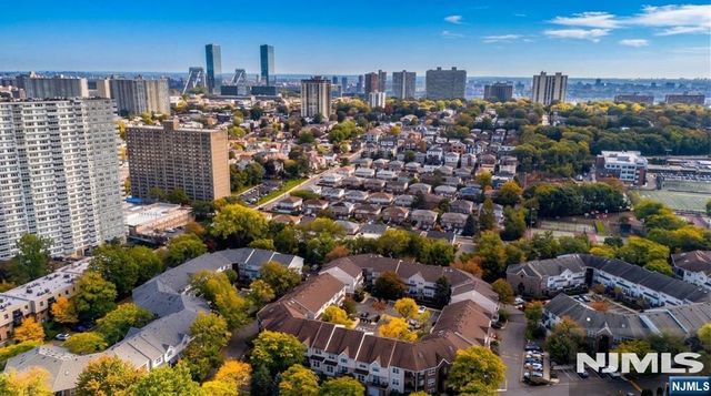 271 Village Circle Drive, Fort Lee, NJ 07024