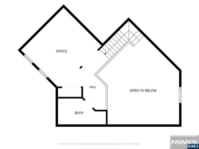 271 Village Circle Drive, Fort Lee, NJ 07024