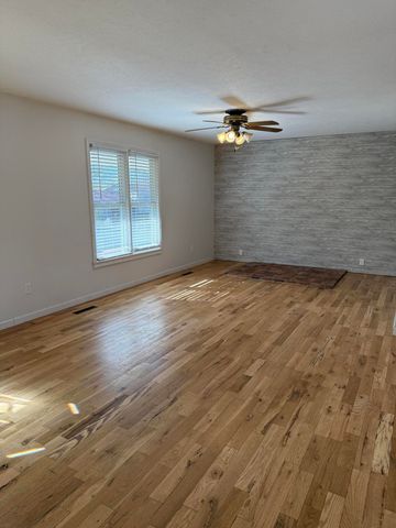 280 Sharyhill Road, Branson, MO 65616