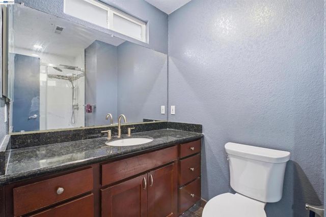 32252 Valiant Way, Union City, CA 94587