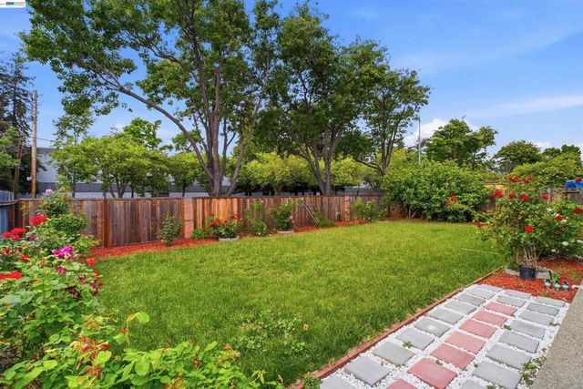 32252 Valiant Way, Union City, CA 94587