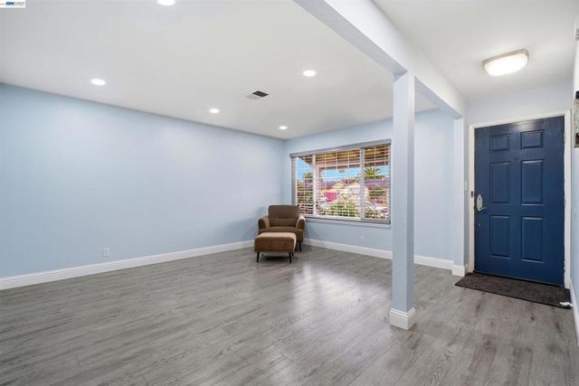 32252 Valiant Way, Union City, CA 94587