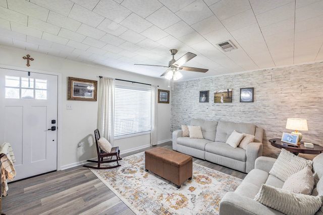 612 Mary Hughes Drive, Houma, LA 70363
