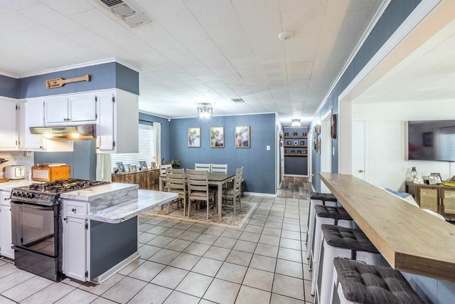 612 Mary Hughes Drive, Houma, LA 70363
