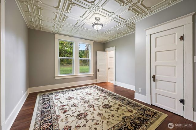1604 Lincoln Creek Road, Rochester, WA 98579