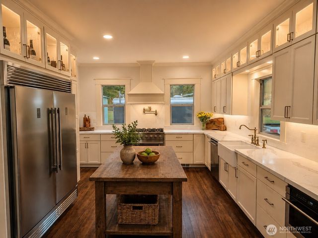 1604 Lincoln Creek Road, Rochester, WA 98579