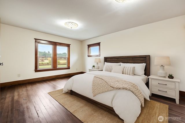 1604 Lincoln Creek Road, Rochester, WA 98579