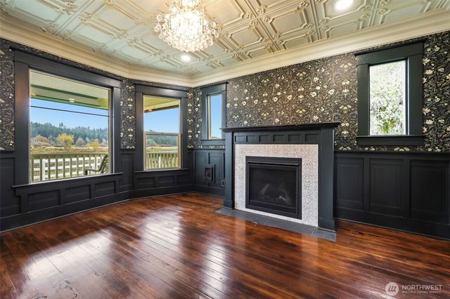 1604 Lincoln Creek Road, Rochester, WA 98579