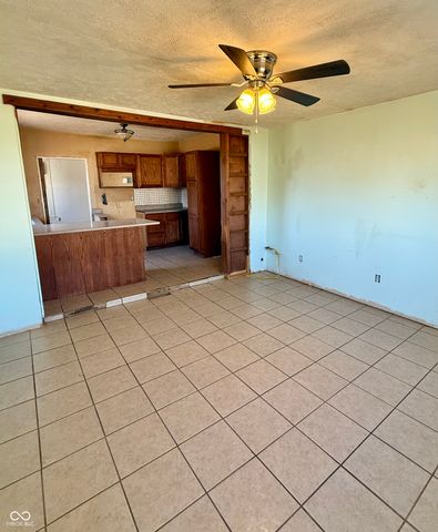 402 W Monroe Street, Alexandria, IN 46001