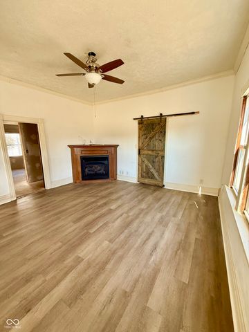 402 W Monroe Street, Alexandria, IN 46001