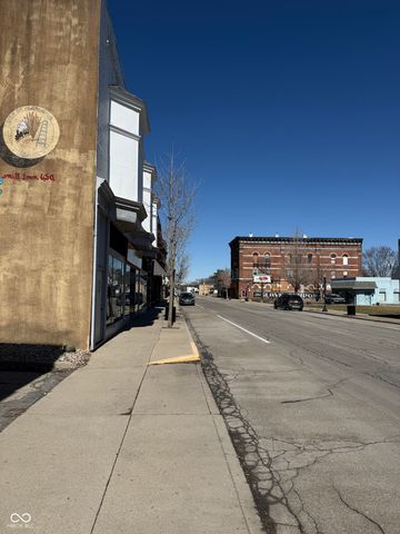 402 W Monroe Street, Alexandria, IN 46001