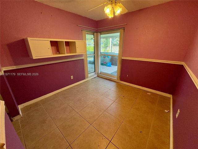 4948 SW 90th Ter, Cooper City, FL 33328