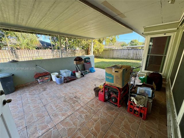 4948 SW 90th Ter, Cooper City, FL 33328