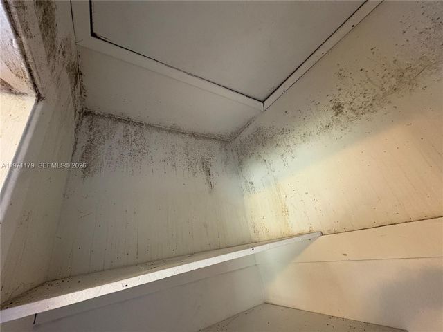 4948 SW 90th Ter, Cooper City, FL 33328