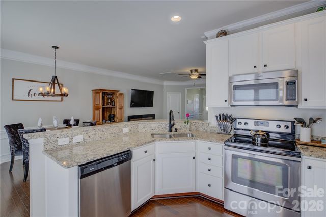 4294 Park South Station Boulevard, Charlotte, NC 28210