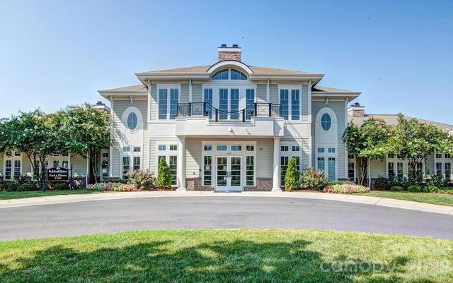 4294 Park South Station Boulevard, Charlotte, NC 28210