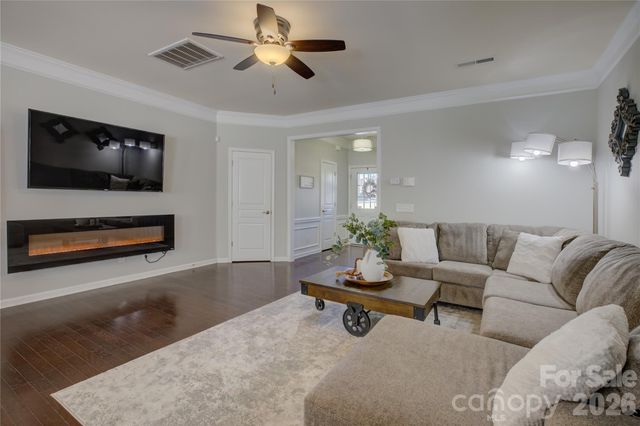 4294 Park South Station Boulevard, Charlotte, NC 28210