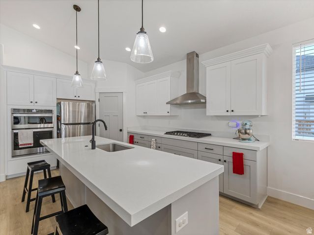 293 E BEDFORD DR, Stansbury Park, UT 84074