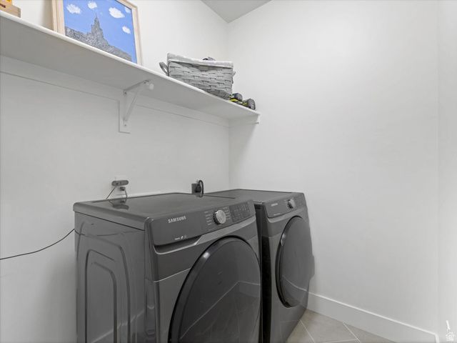 293 E BEDFORD DR, Stansbury Park, UT 84074