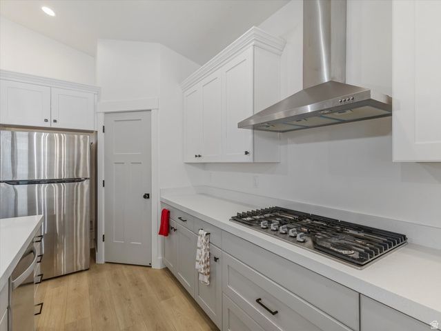 293 E BEDFORD DR, Stansbury Park, UT 84074