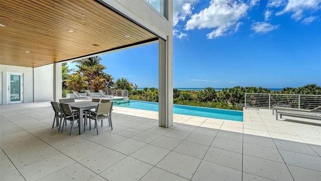 160 WHITTIER DRIVE, Sarasota, FL 34236