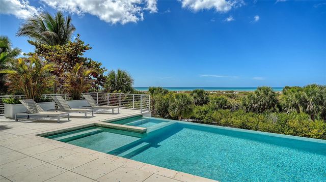 160 WHITTIER DRIVE, Sarasota, FL 34236