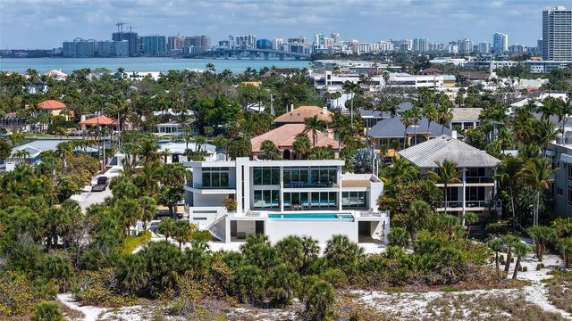 160 WHITTIER DRIVE, Sarasota, FL 34236