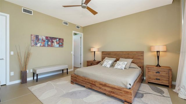 160 WHITTIER DRIVE, Sarasota, FL 34236