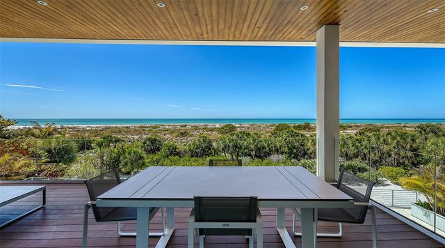 160 WHITTIER DRIVE, Sarasota, FL 34236