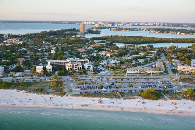 160 WHITTIER DRIVE, Sarasota, FL 34236