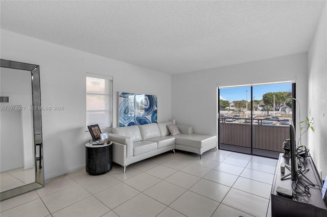 17530 NW 68th Ave C2003, Hialeah, FL 33015