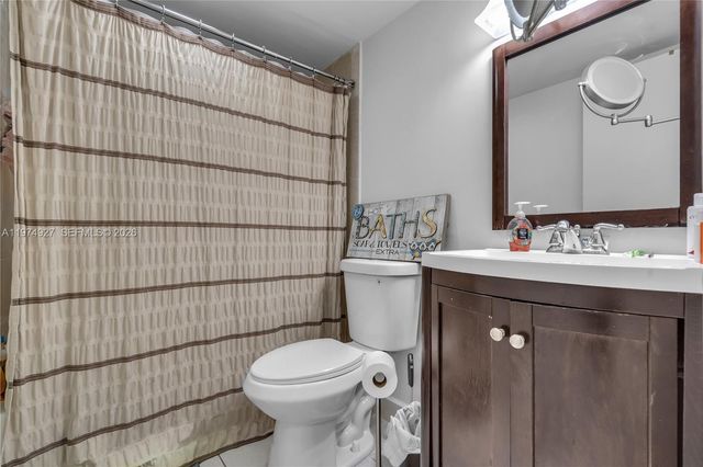 17530 NW 68th Ave C2003, Hialeah, FL 33015