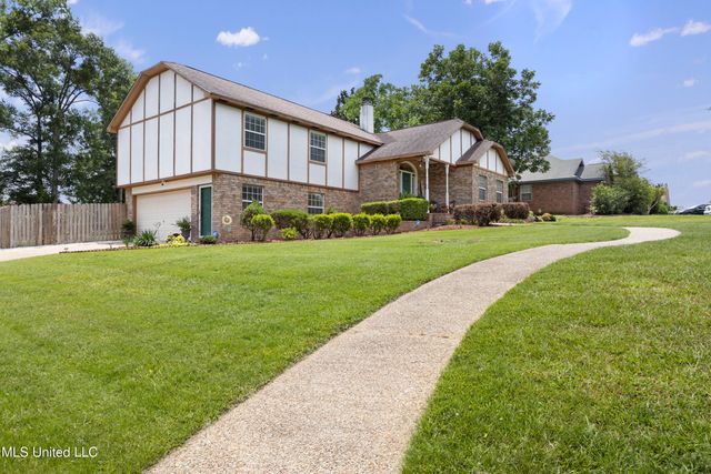 11490 Savannah Place Place, Gulfport, MS 39503