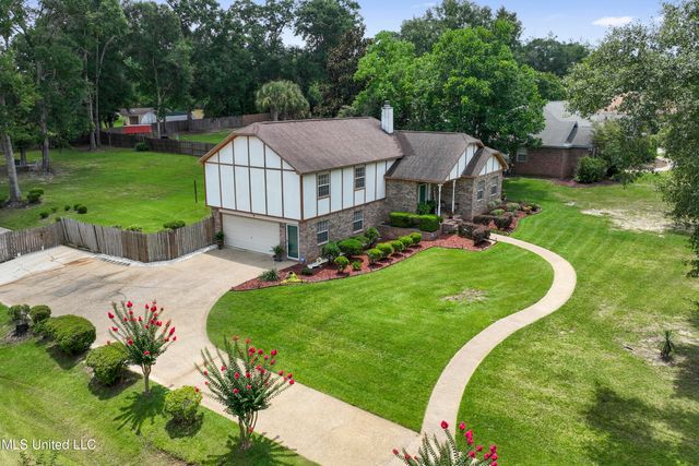 11490 Savannah Place Place, Gulfport, MS 39503