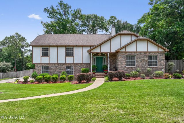 11490 Savannah Place Place, Gulfport, MS 39503