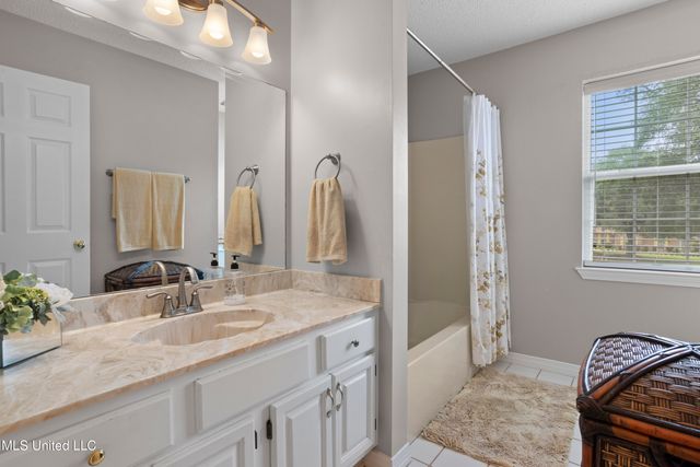 11490 Savannah Place Place, Gulfport, MS 39503