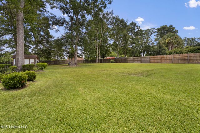11490 Savannah Place Place, Gulfport, MS 39503