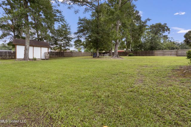 11490 Savannah Place Place, Gulfport, MS 39503