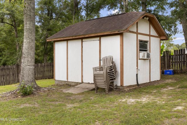 11490 Savannah Place Place, Gulfport, MS 39503