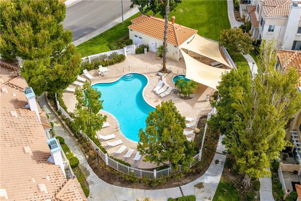 27010 Karns Court 61202, Canyon Country, CA 91387 — photo 5