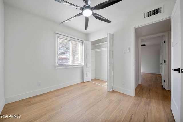 8608 E WHITTON Avenue, Scottsdale, AZ 85251