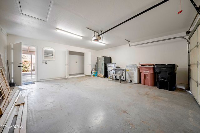 8608 E WHITTON Avenue, Scottsdale, AZ 85251