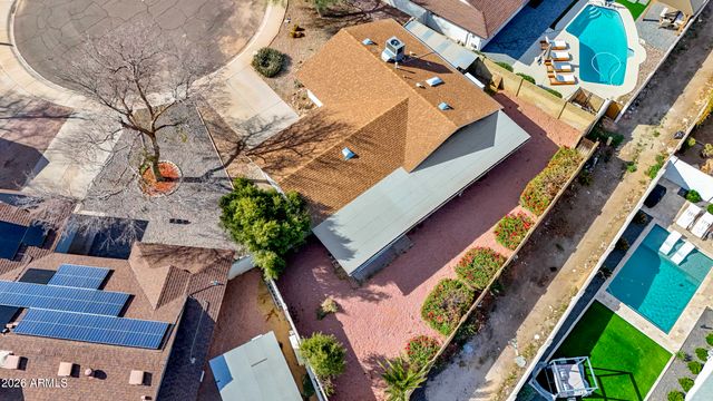 8608 E WHITTON Avenue, Scottsdale, AZ 85251