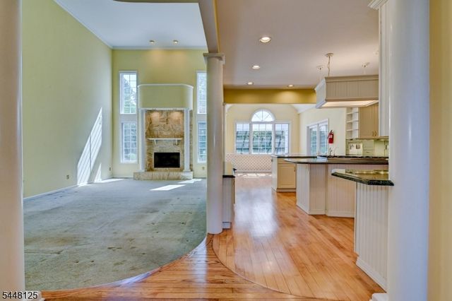 5 Meadow Ct, Montville Twp., NJ 07045