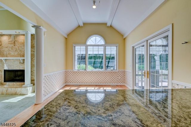 5 Meadow Ct, Montville Twp., NJ 07045